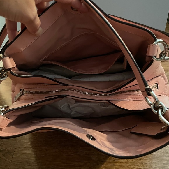 Coach Lexy Bag- Quilting Leather - Picture 3 of 3